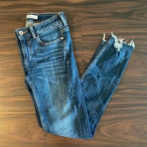 Zara low rise jeans. Size 4
